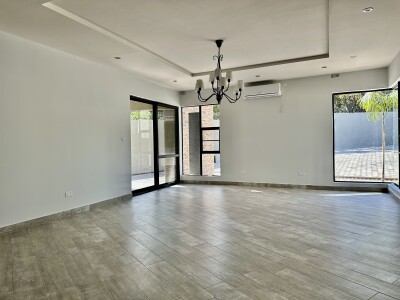 Executive Four Bedroomed House For Rent-4