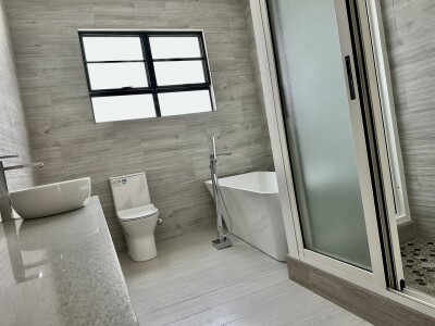 Executive Four Bedroomed House For Rent-10