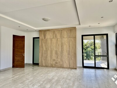 Executive Four Bedroomed House For Rent-7