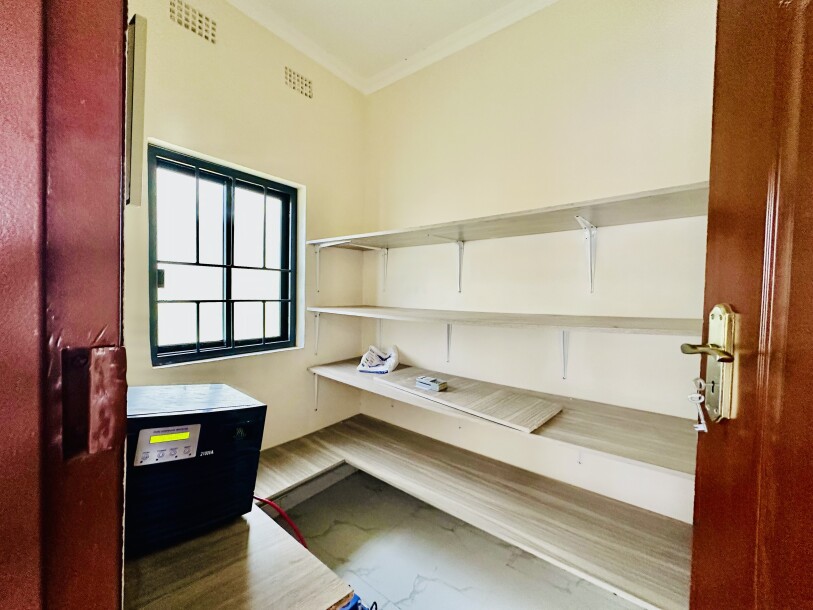 APARTMENT FOR RENT-3