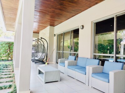 EXECUTIVE VILLAS FOR RENT