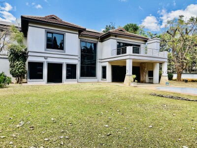 FOUR BEDROOM VILLA FOR RENT