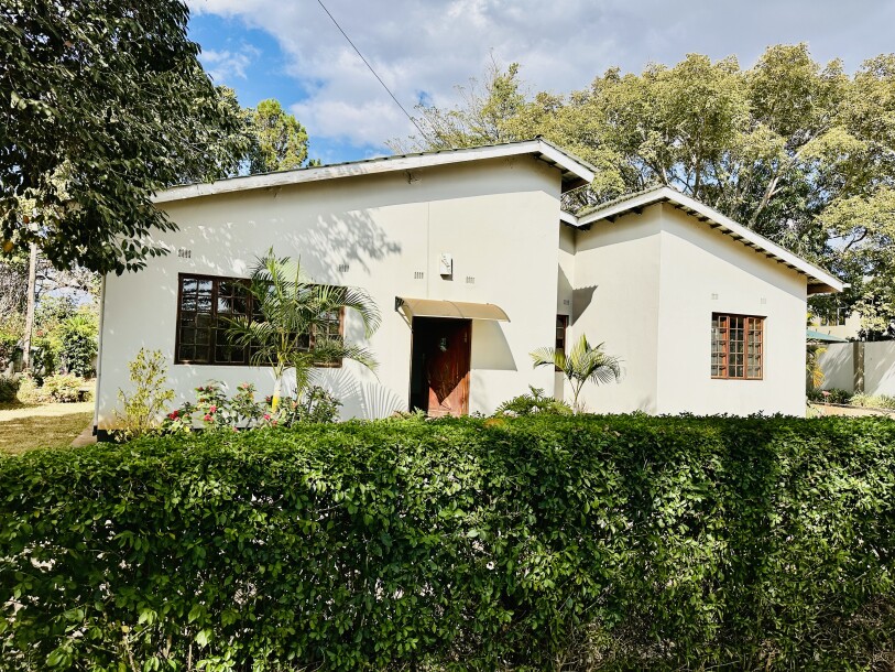 FOUR BEDROOM HOUSE FOR SALE-1