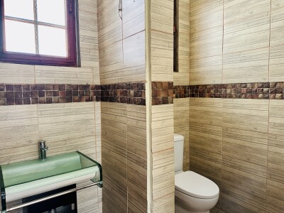 FOUR BEDROOM HOUSE FOR RENT-8