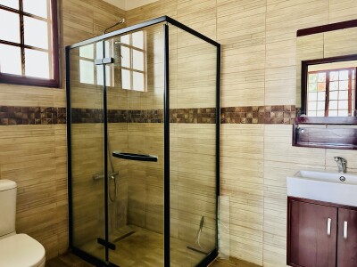 FOUR BEDROOM HOUSE FOR RENT-7