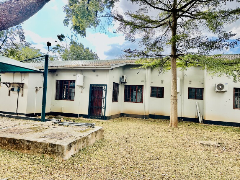 FOUR BEDROOM HOUSE FOR SALE-5