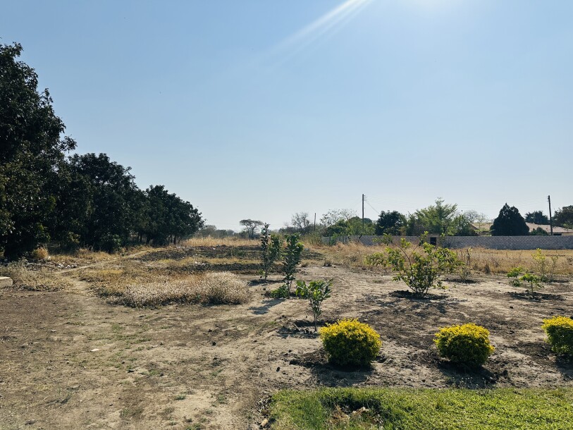 HOUSE FOR SALE-12