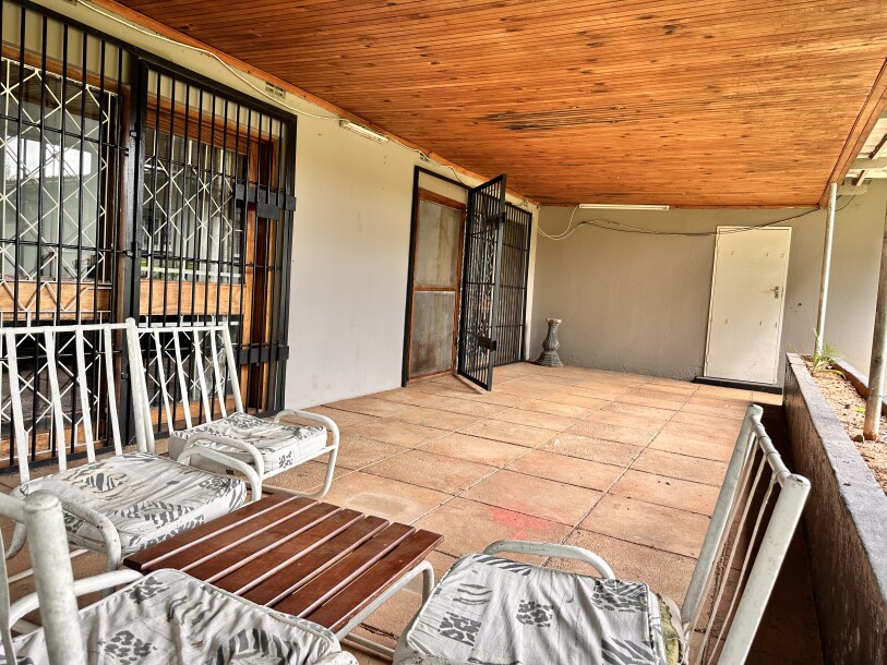 Three Bedroomed apartment for rent-4