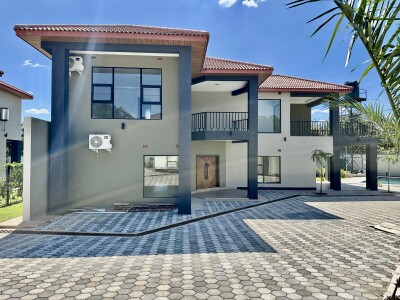 THREE BEDROOM DOUBLE STORY HOUSE FOR RENT-3