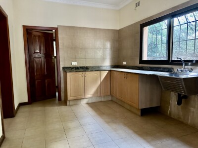 THREE BEDROOM STANDALONE HOUSE FOR RENT-5