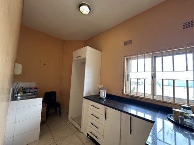 WAREHOUSE SPACE FOR RENT-11